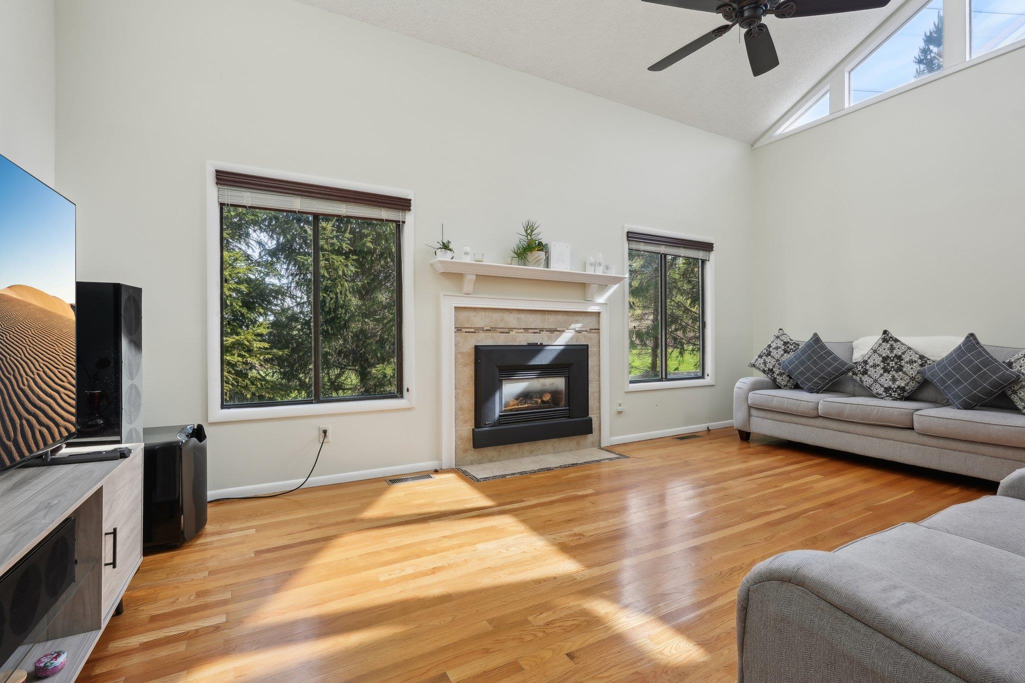 2 Devon Court, Nanuet, New York image 6