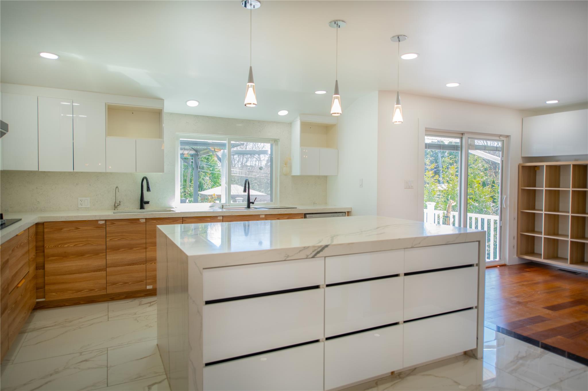 3 Katonah Place, Dix Hills, New York image 3