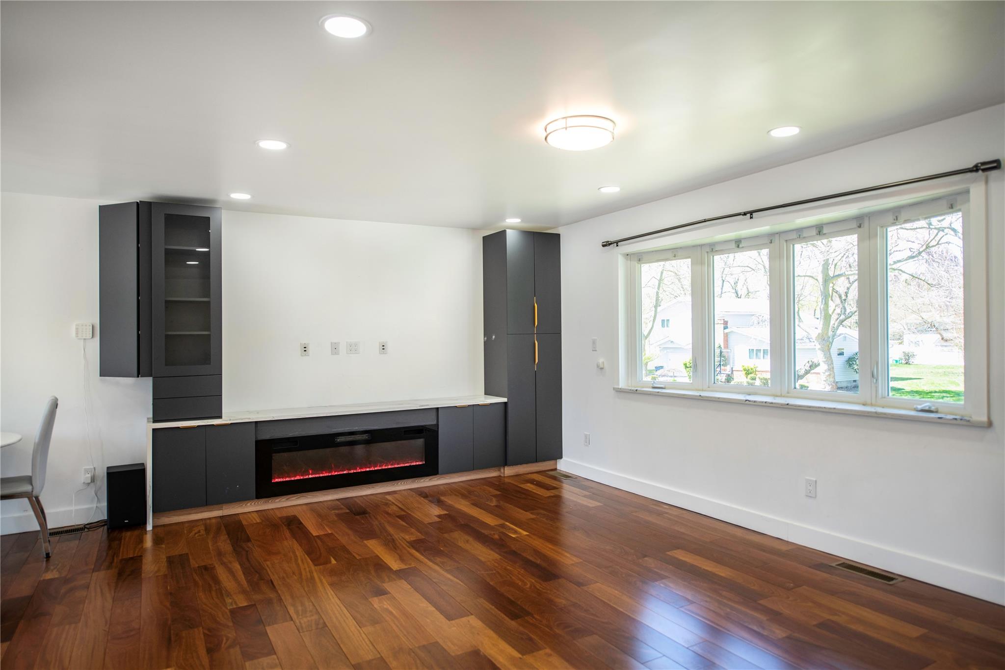 3 Katonah Place, Dix Hills, New York image 6