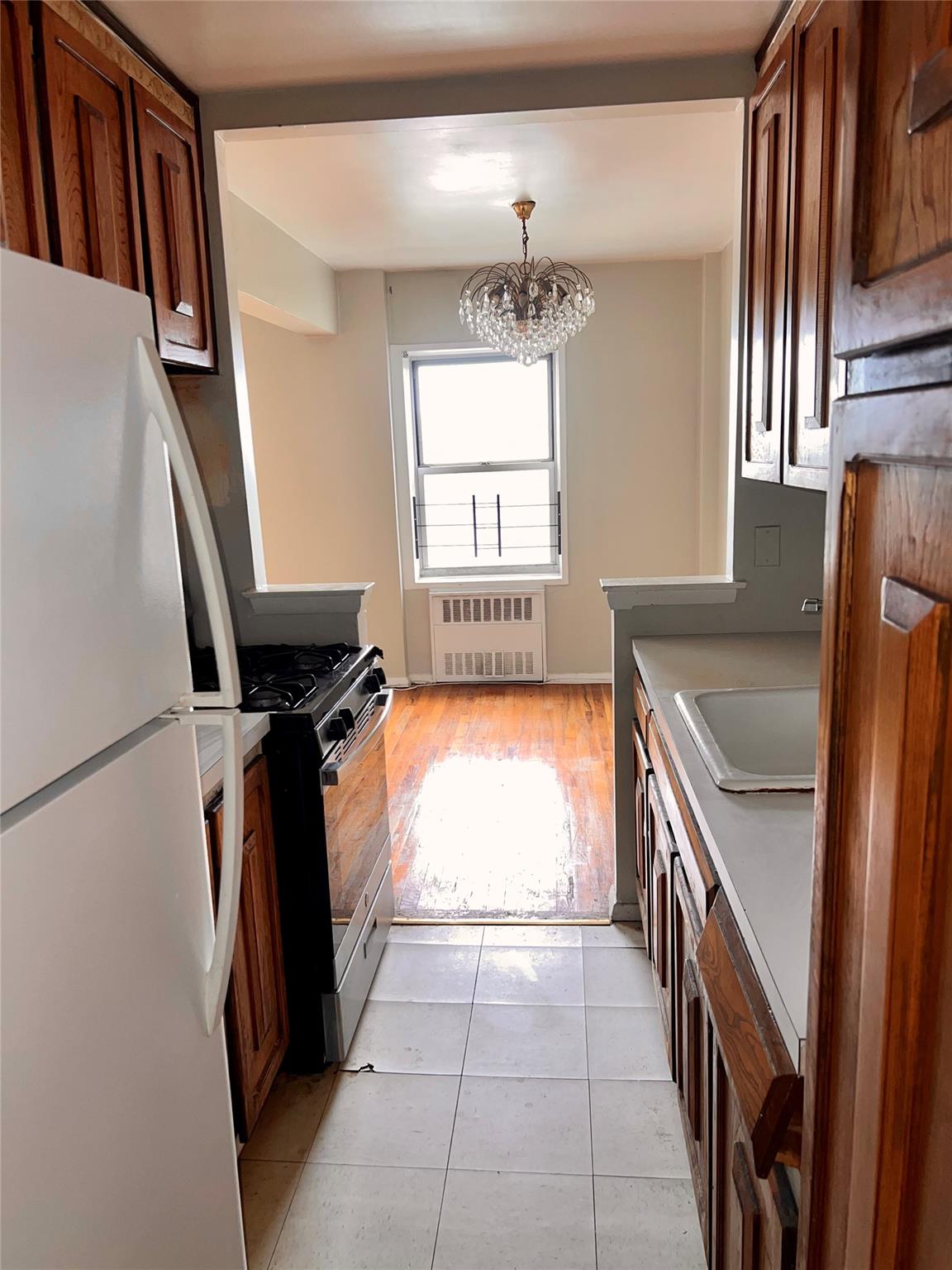 415 Gramatan Avenue #5D, Mount Vernon, New York image 2