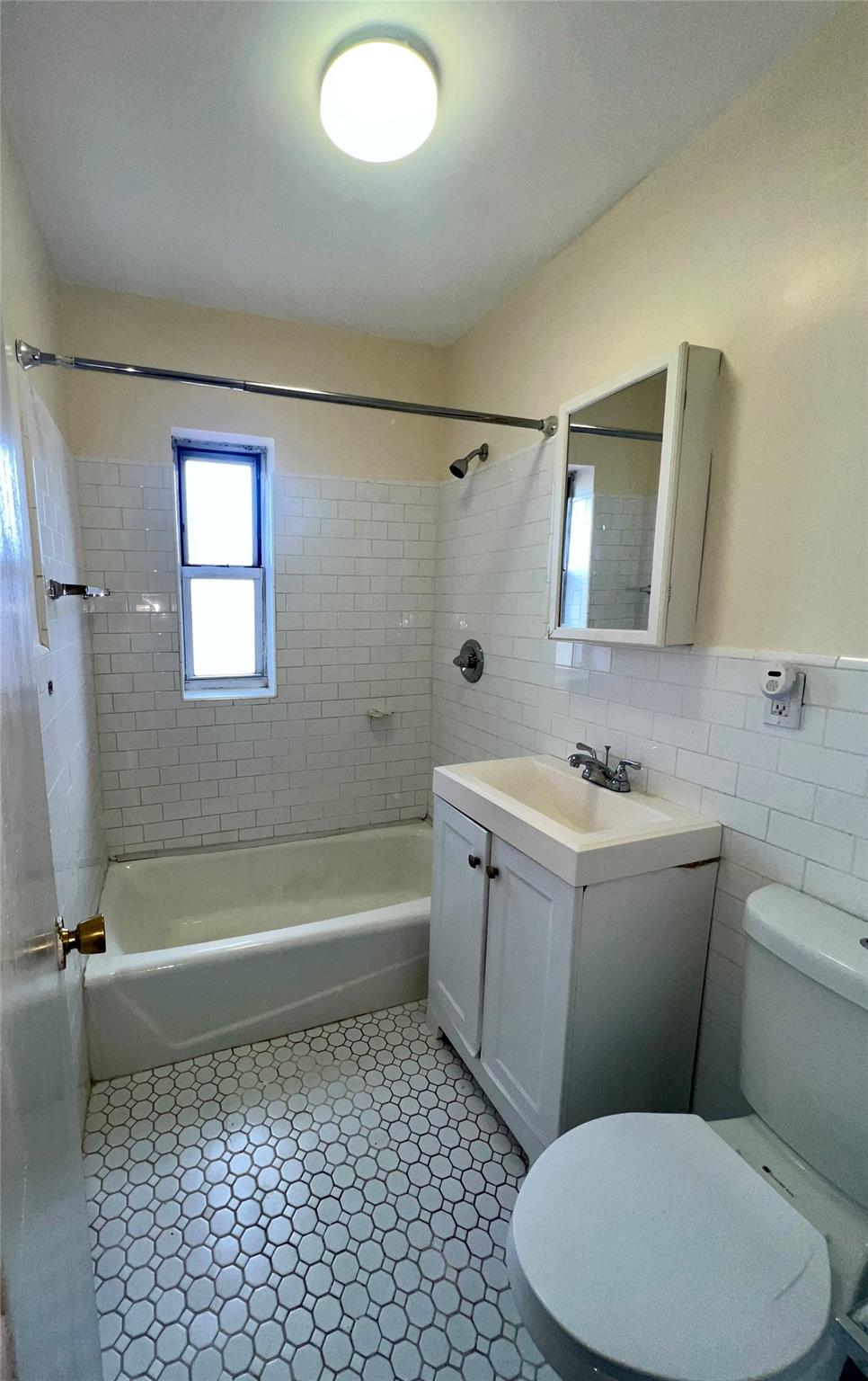 415 Gramatan Avenue #5D, Mount Vernon, New York image 4