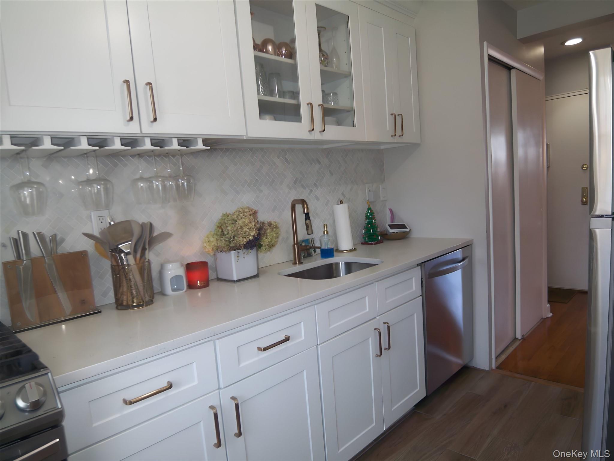 8 Cascade Terrace 1D