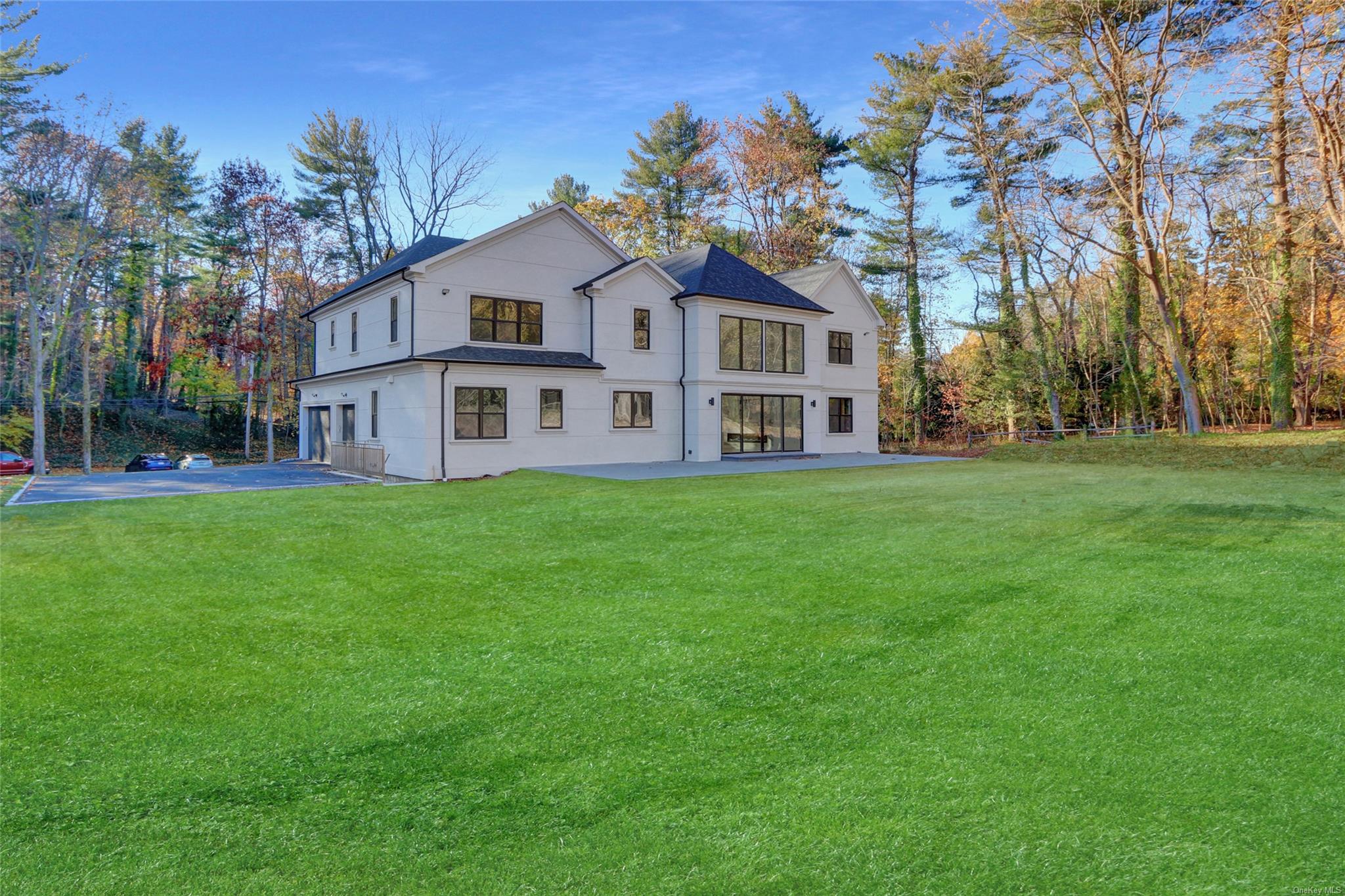 412 Mill River Road, Oyster Bay, New York image 42