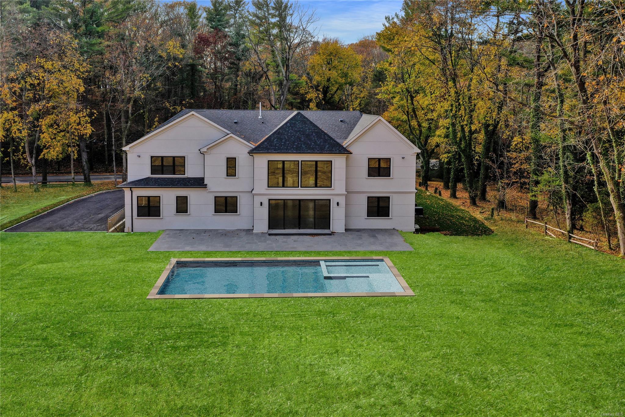 412 Mill River Road, Oyster Bay, New York image 39