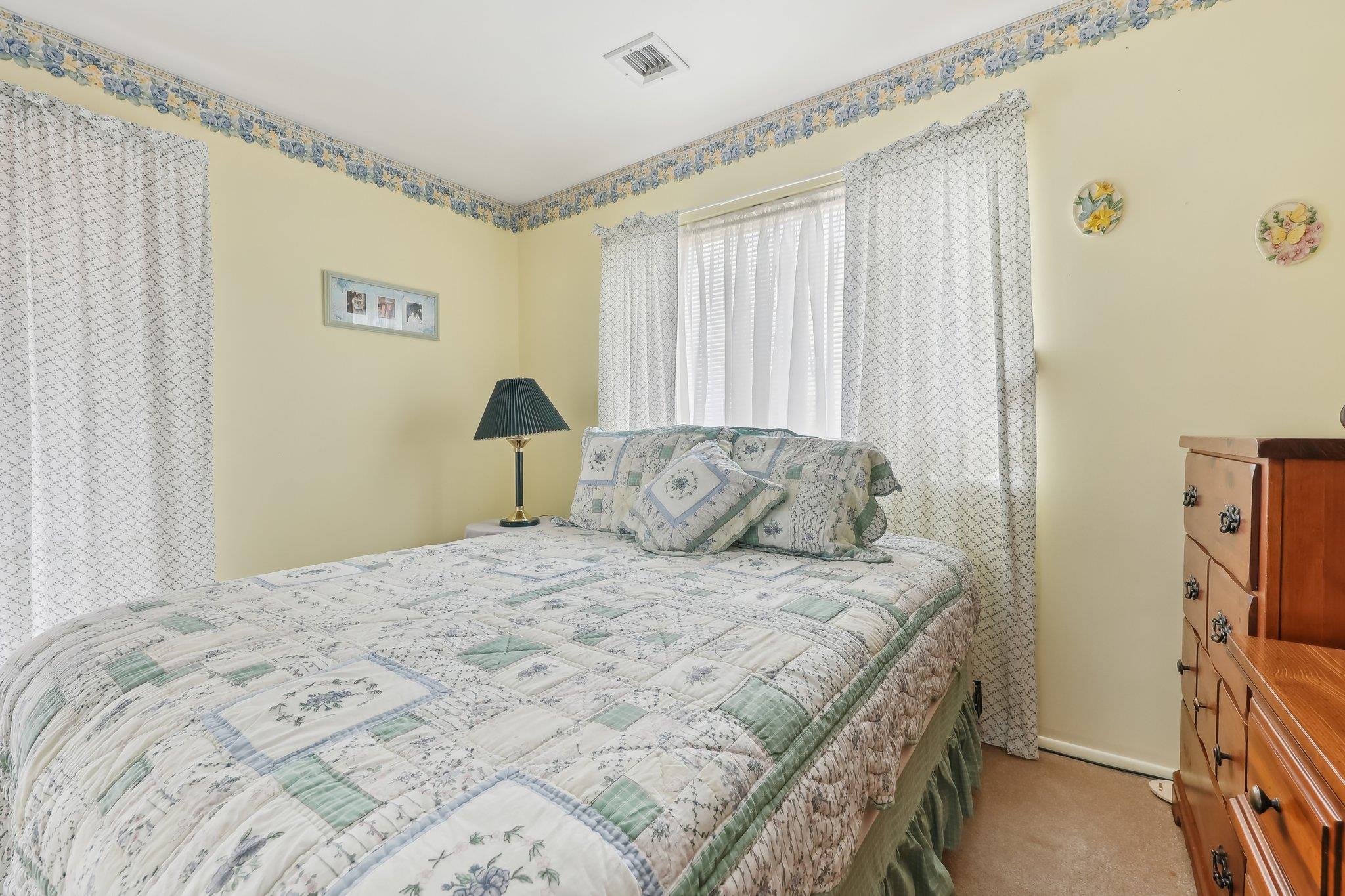 4 Laudaten Way, Warwick, New York image 8