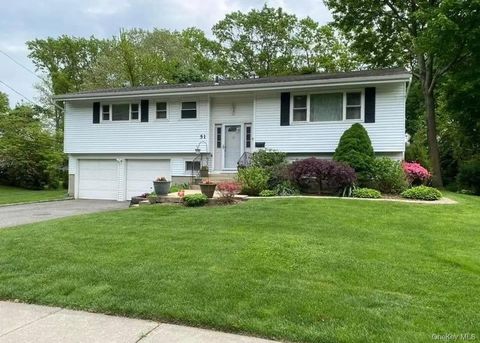 51 Lauren Avenue Dix Hills NY 11746