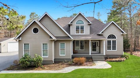 136 Mill Road Manorville NY 11949