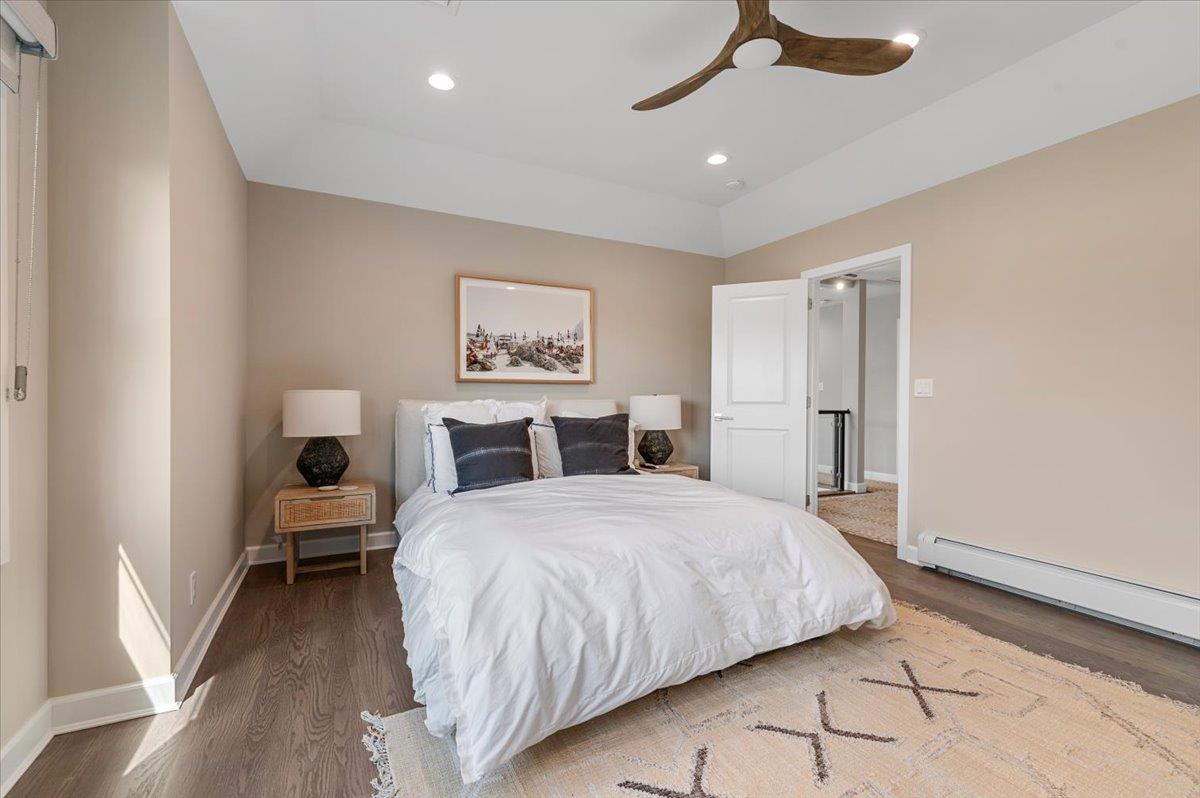 Copiague, New York 11726, United States, 4 Bedrooms Bedrooms, ,4 BathroomsBathrooms,Residential,Active,155236