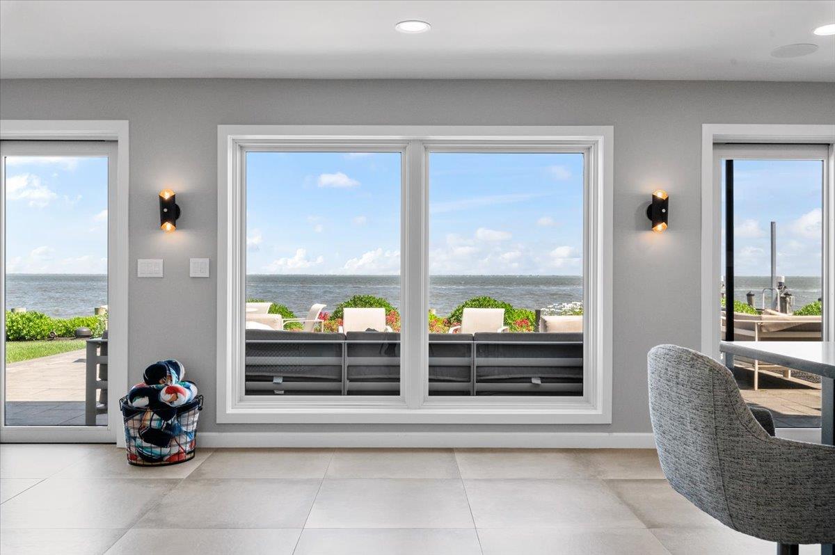 Copiague, New York 11726, United States, 4 Bedrooms Bedrooms, ,4 BathroomsBathrooms,Residential,Active,155236