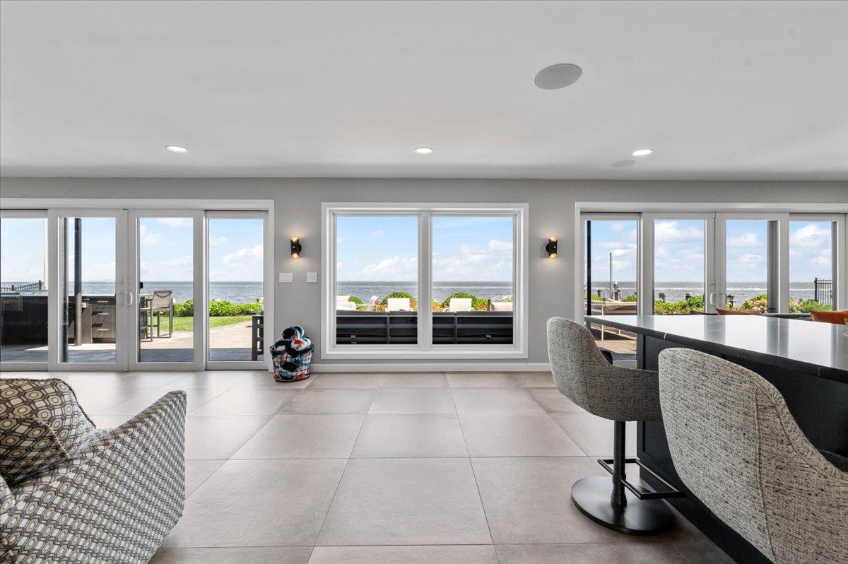 Copiague, New York 11726, United States, 4 Bedrooms Bedrooms, ,4 BathroomsBathrooms,Residential,Active,155236