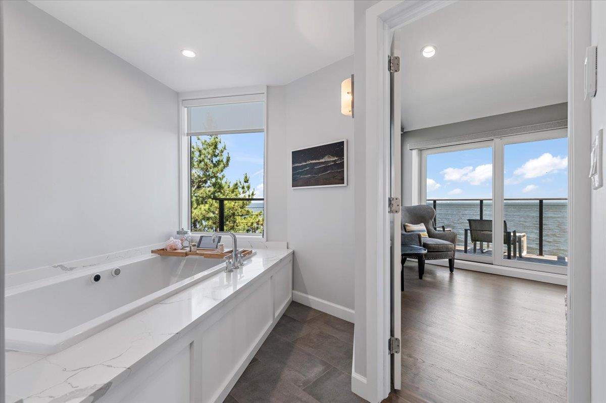 Copiague, New York 11726, United States, 4 Bedrooms Bedrooms, ,4 BathroomsBathrooms,Residential,Active,155236