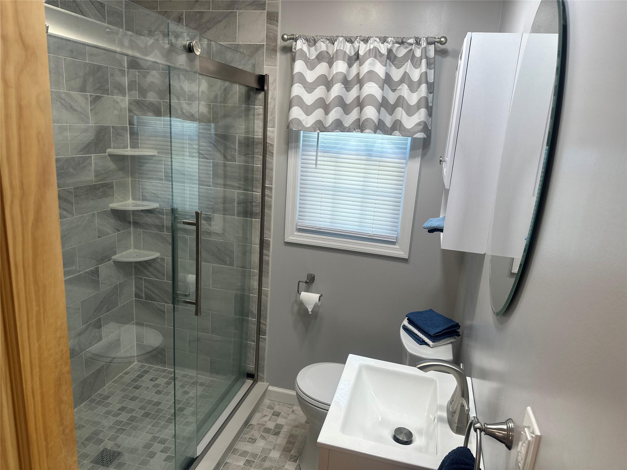8 Van Siclen Drive, Poughkeepsie, New York image 16