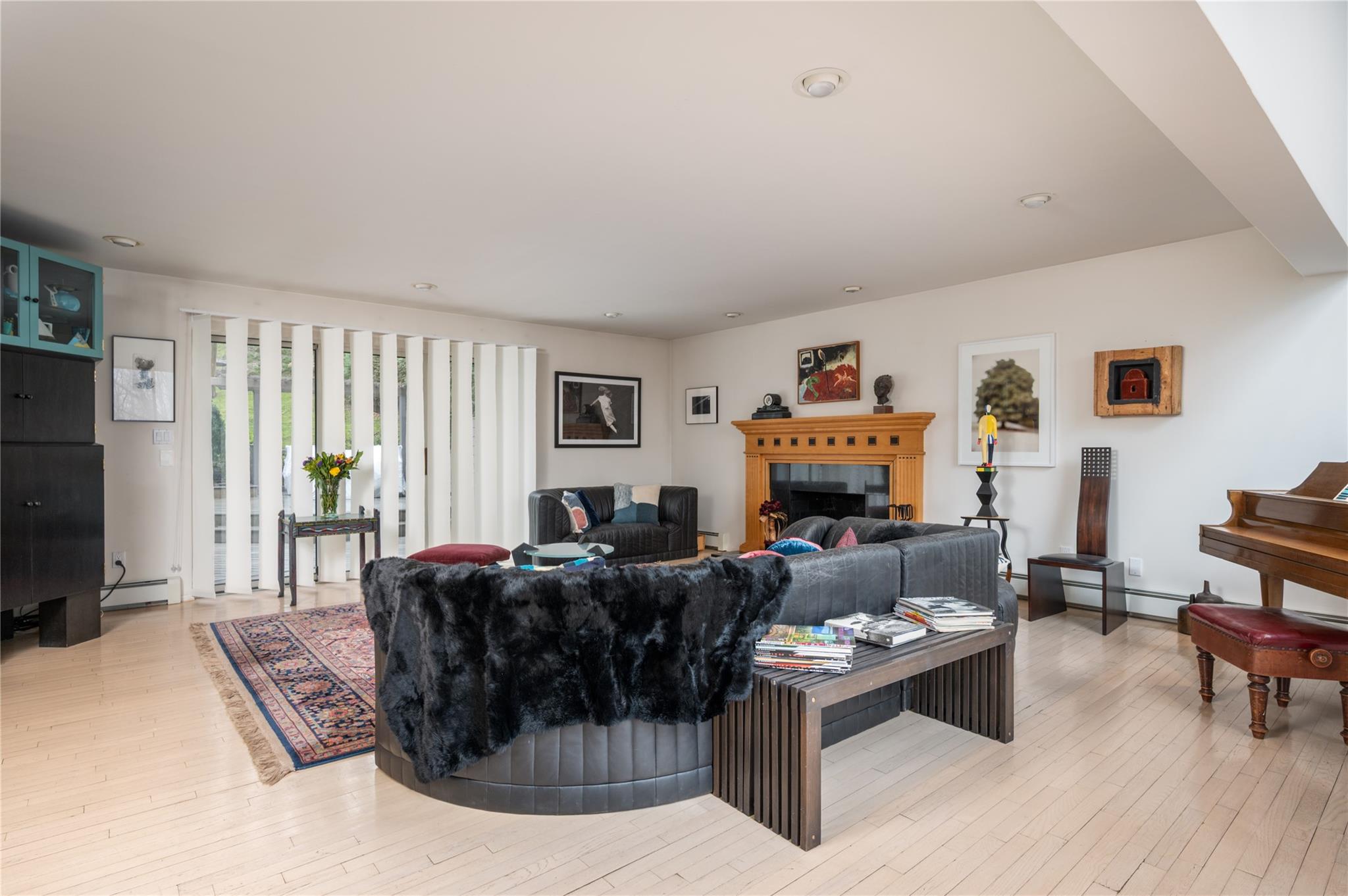 9 Verity Lane, Roslyn, New York image 8