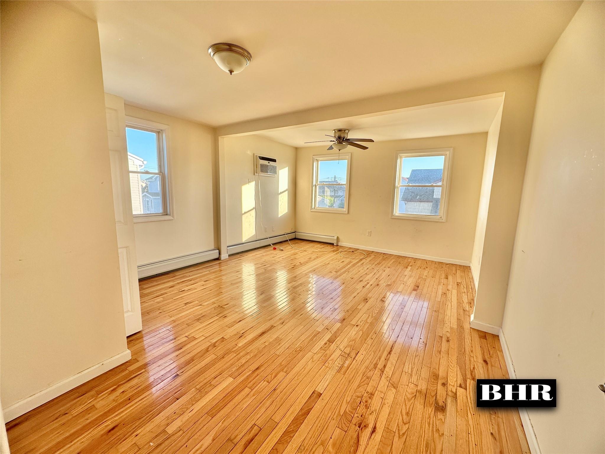 16 Aster Court, Brooklyn, New York image 5