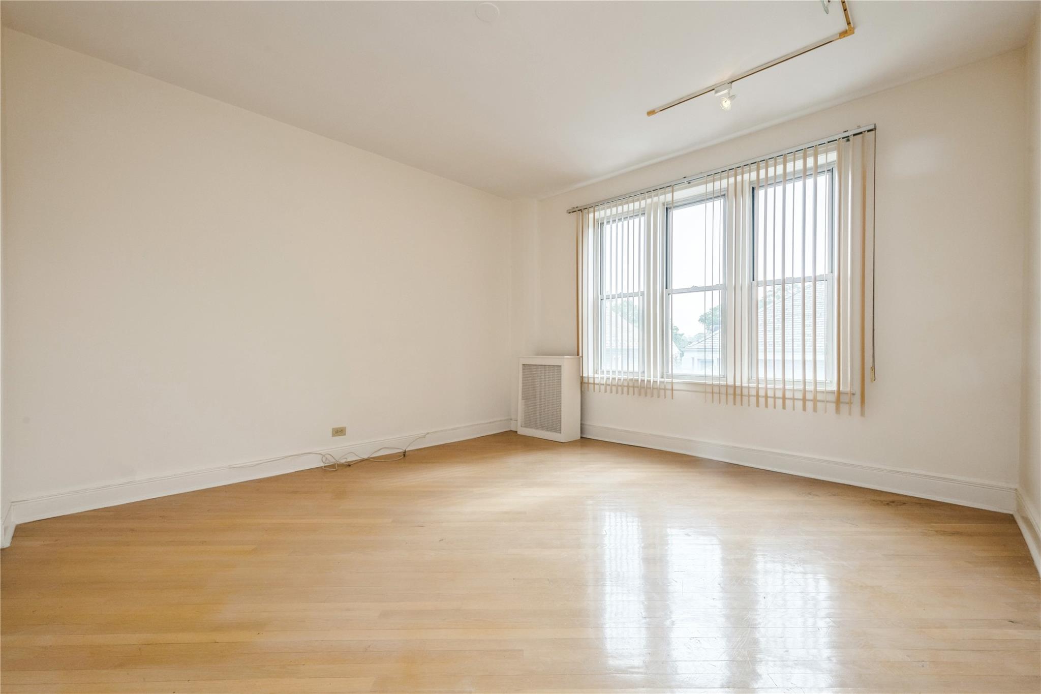1175 E Broadway #2J, Hewlett, New York image 15