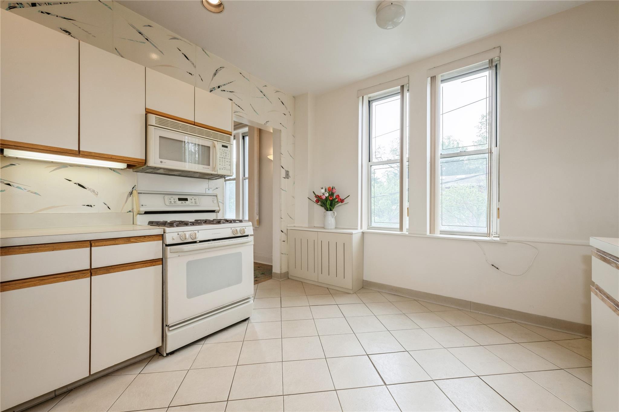 1175 E Broadway #2J, Hewlett, New York image 13