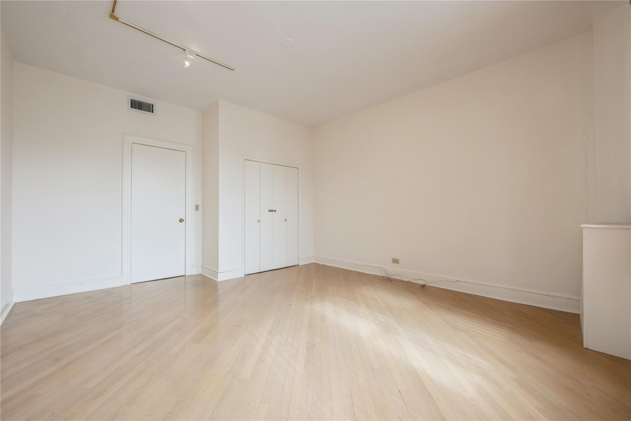 1175 E Broadway #2J, Hewlett, New York image 16