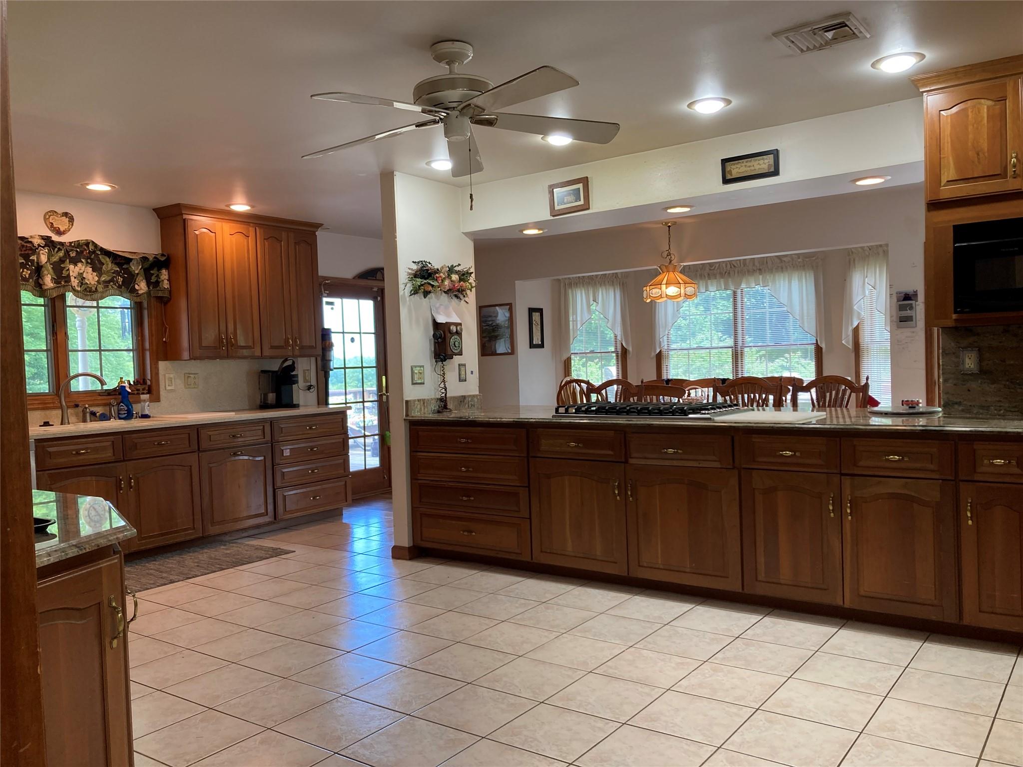 95 Heritage Ln Ln, Montgomery, New York image 21