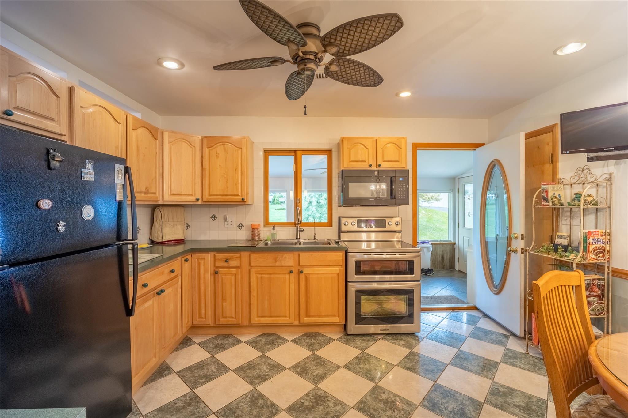 267 Smith Road, Pleasant Valley, New York image 15