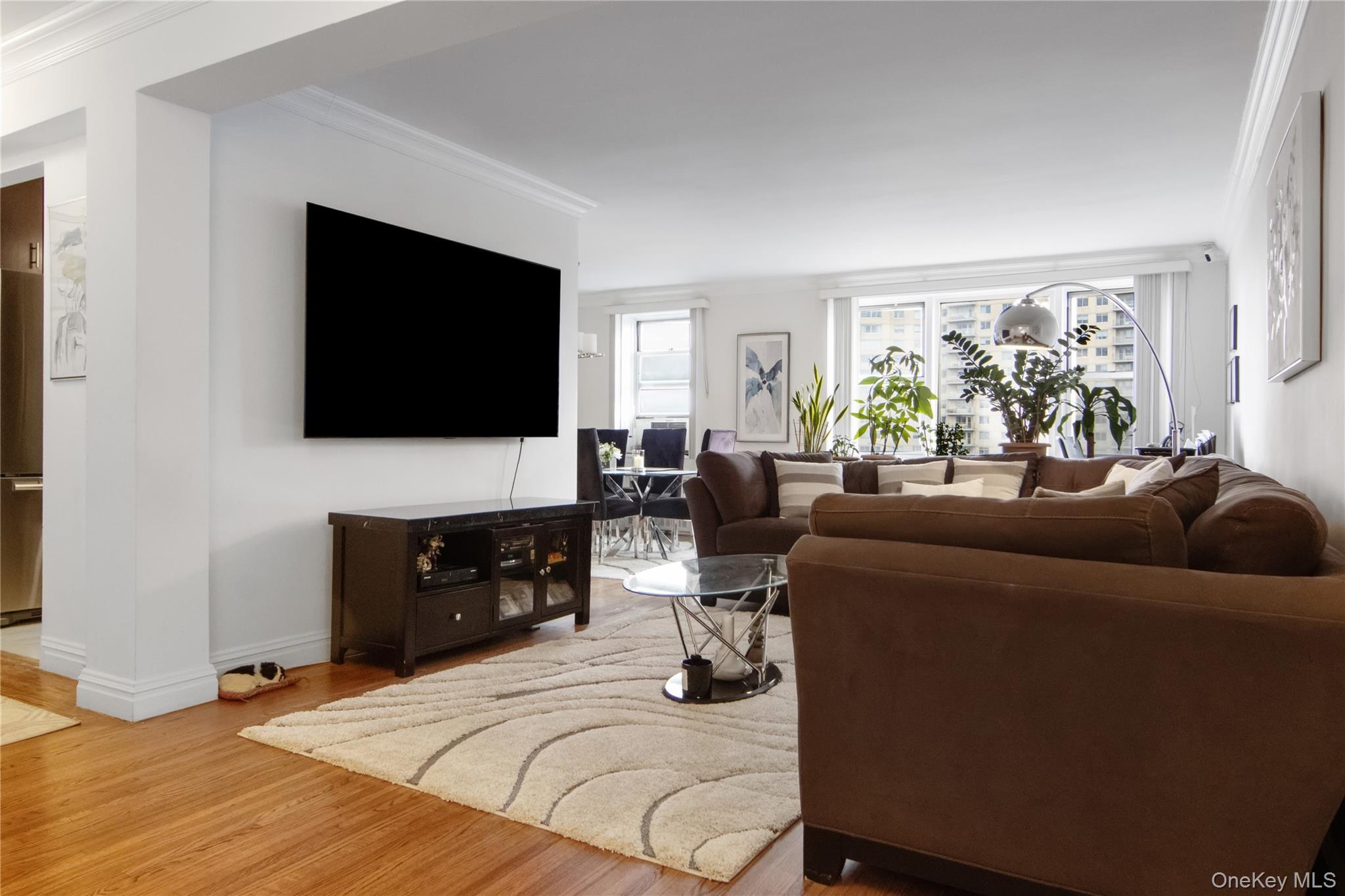 609 Kappock Street 8G