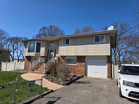51 Madison Avenue Amityville NY 11701