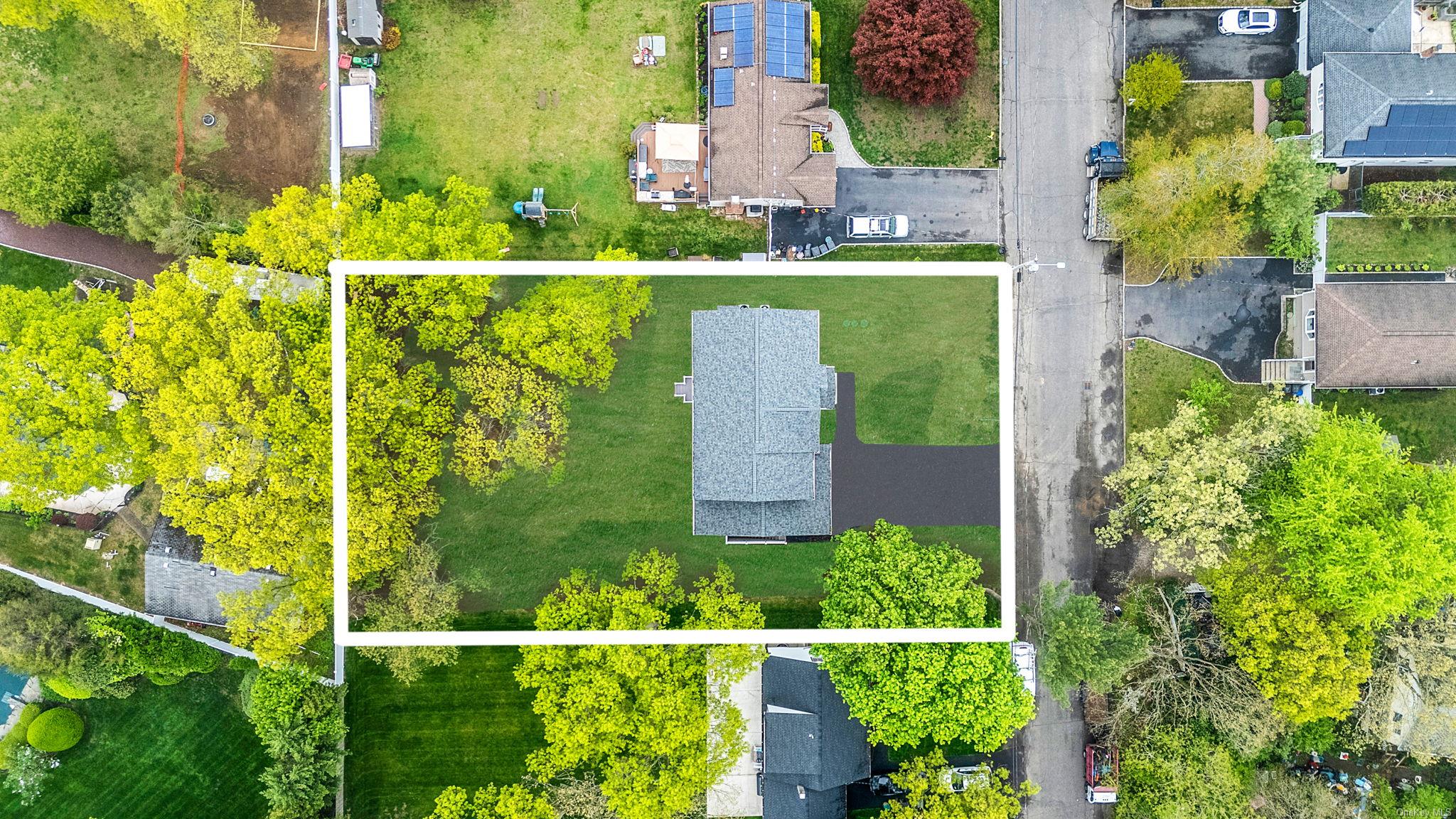 146 Walter Avenue, Hauppauge, New York image 3