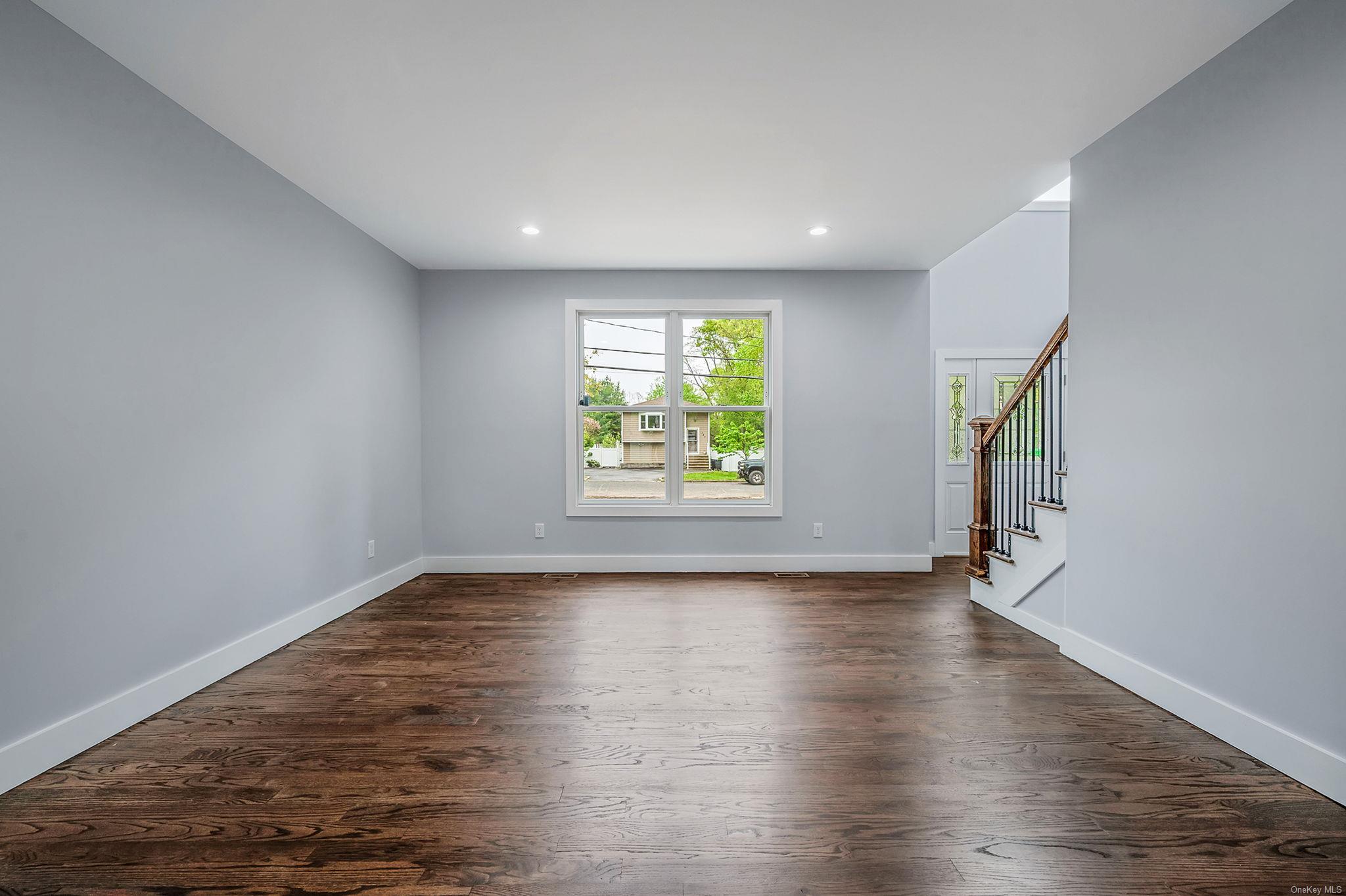 146 Walter Avenue, Hauppauge, New York image 7