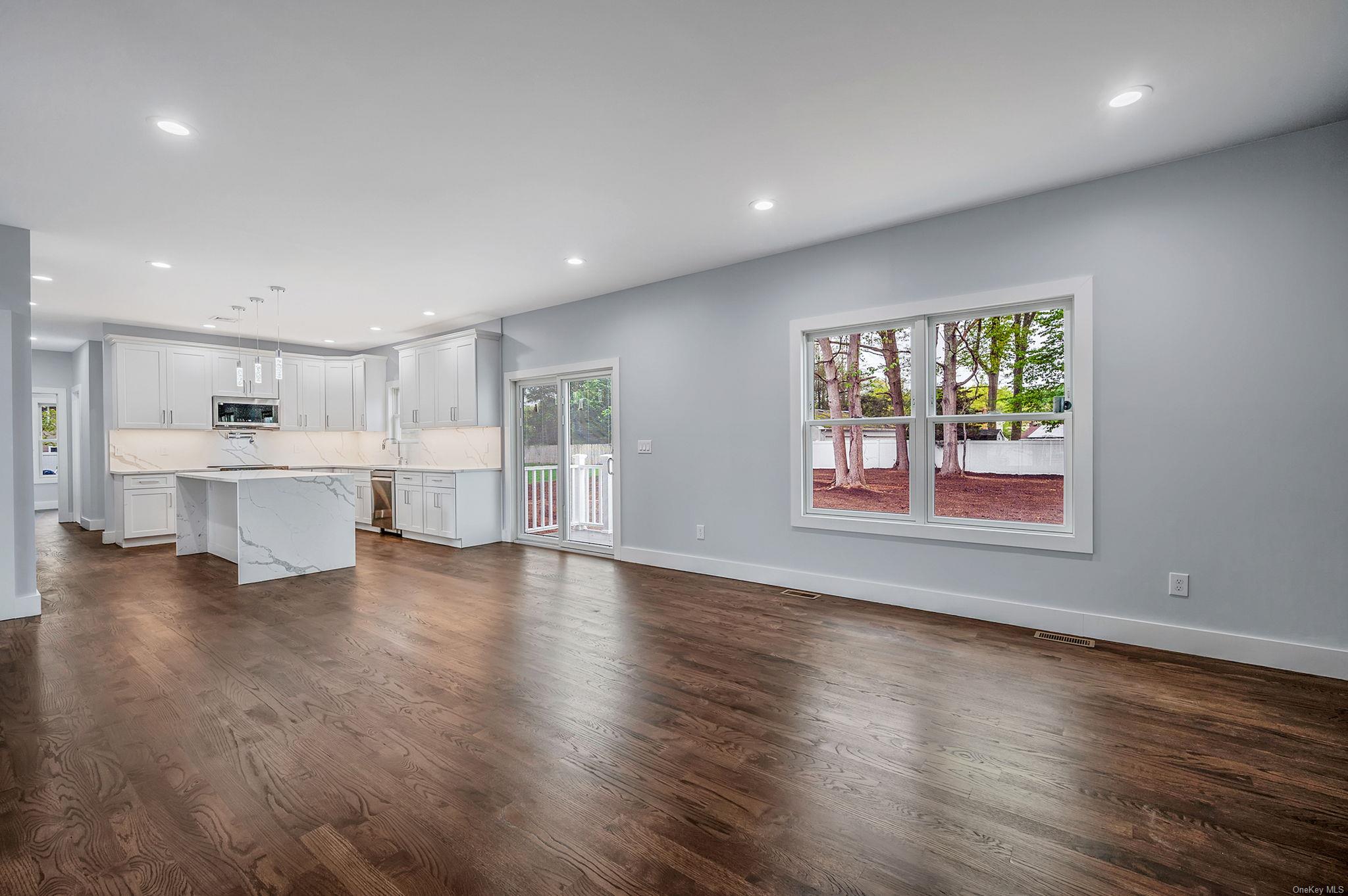 146 Walter Avenue, Hauppauge, New York image 8