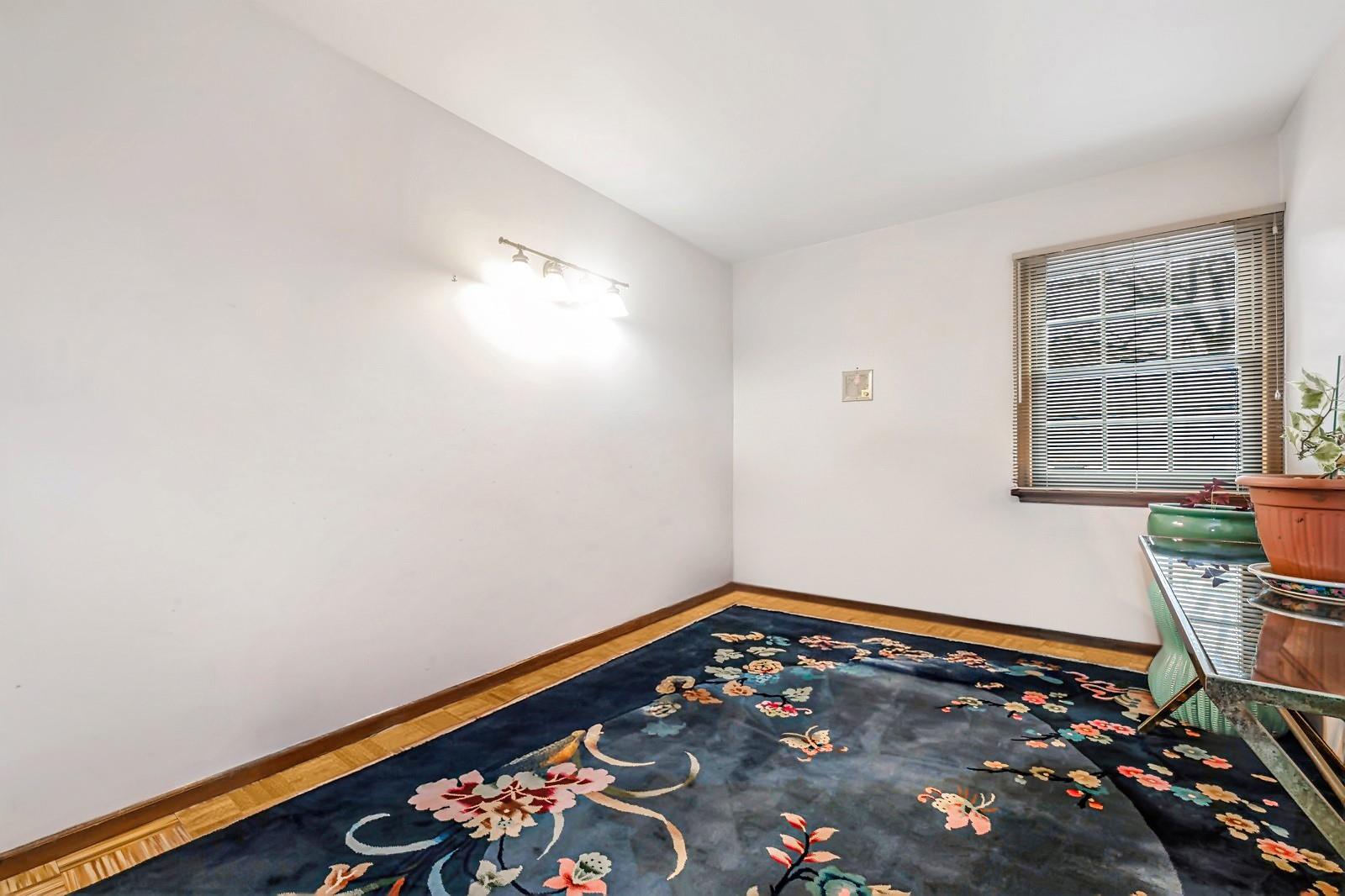 31 Lafayette Avenue, Amityville, New York image 15