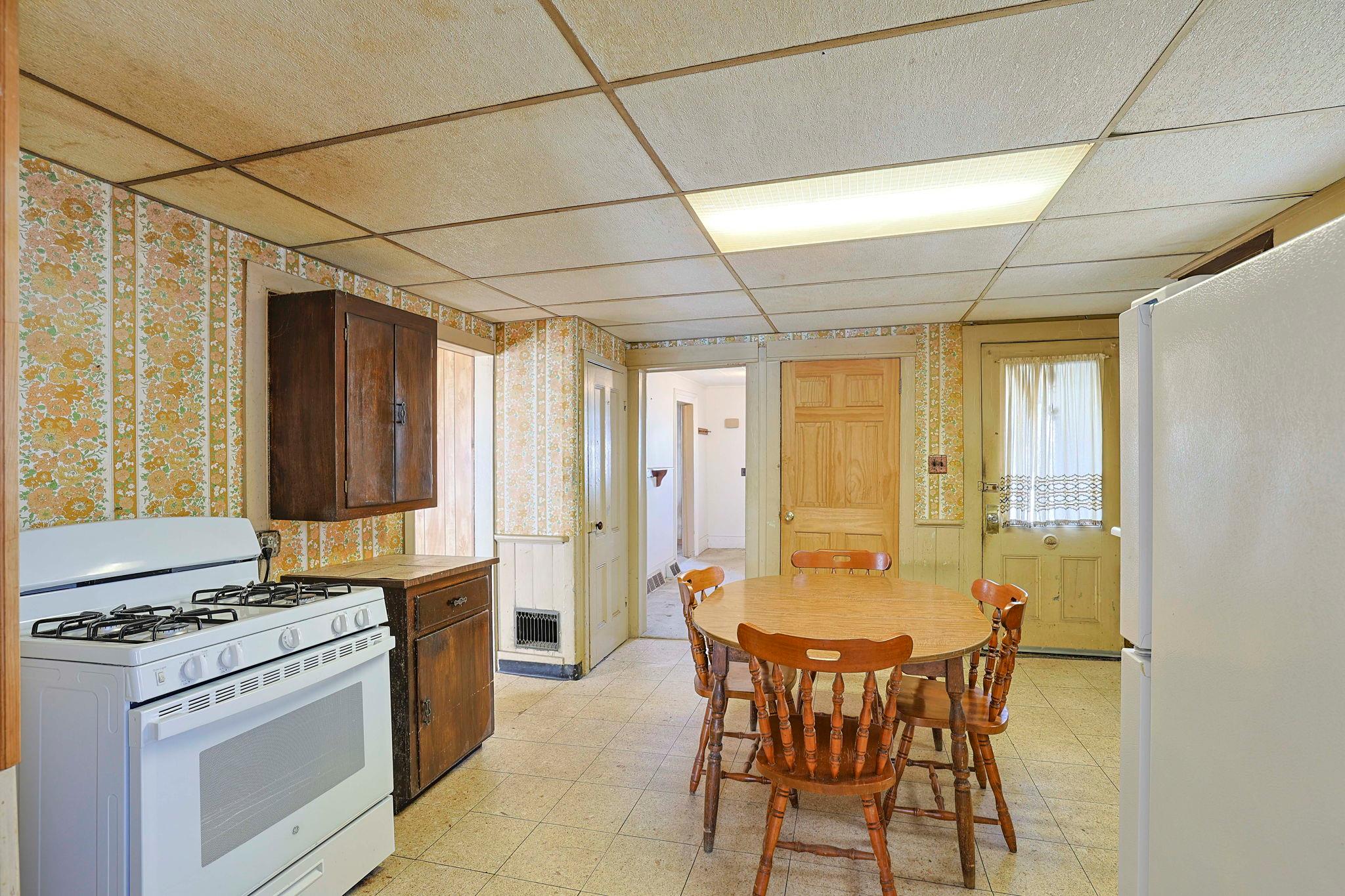 16 Myrtle Avenue, Middletown, New York image 22