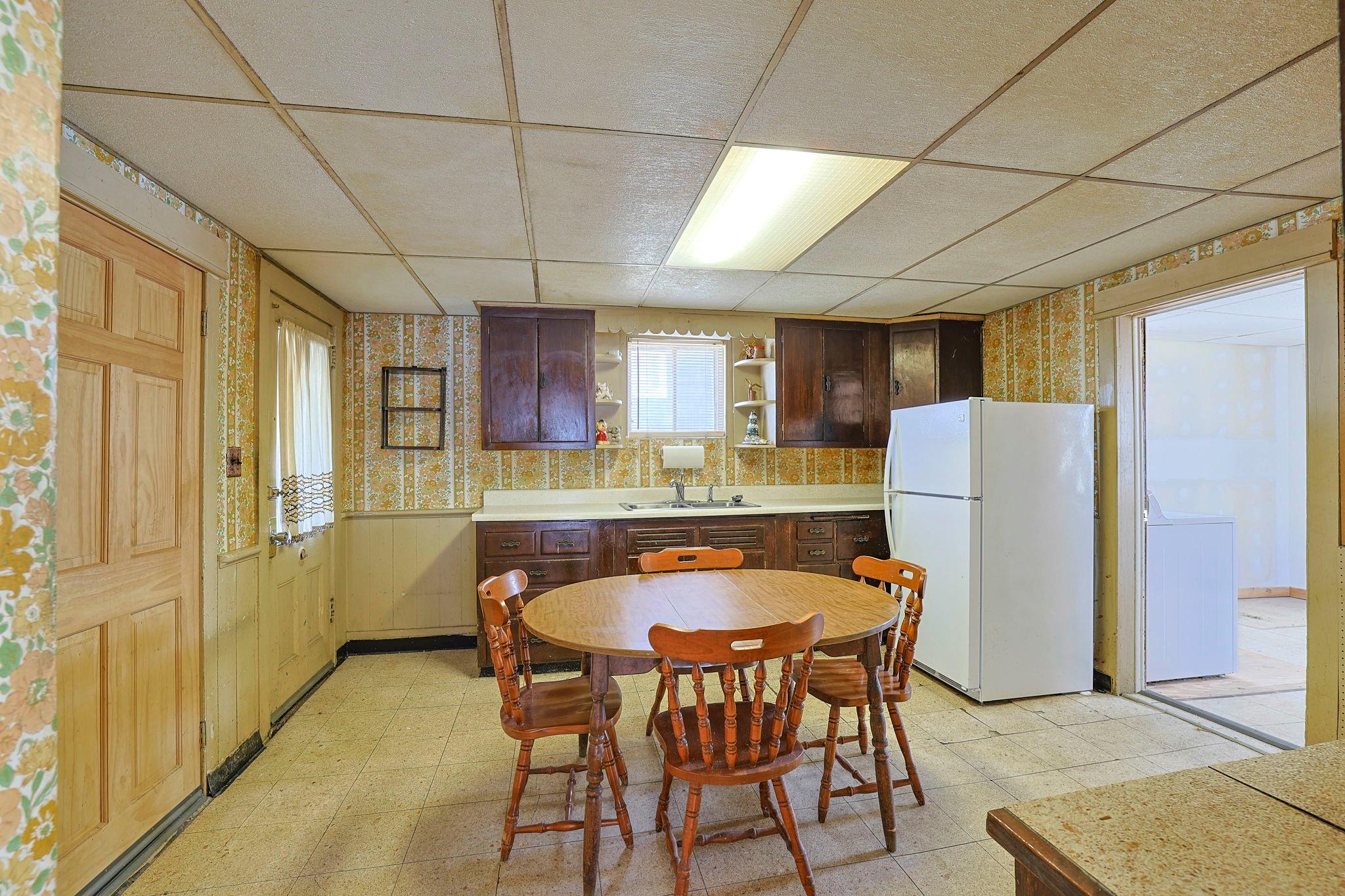 16 Myrtle Avenue, Middletown, New York image 21