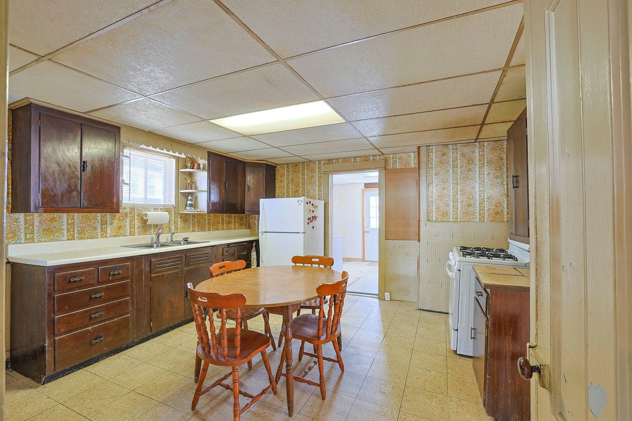 16 Myrtle Avenue, Middletown, New York image 20