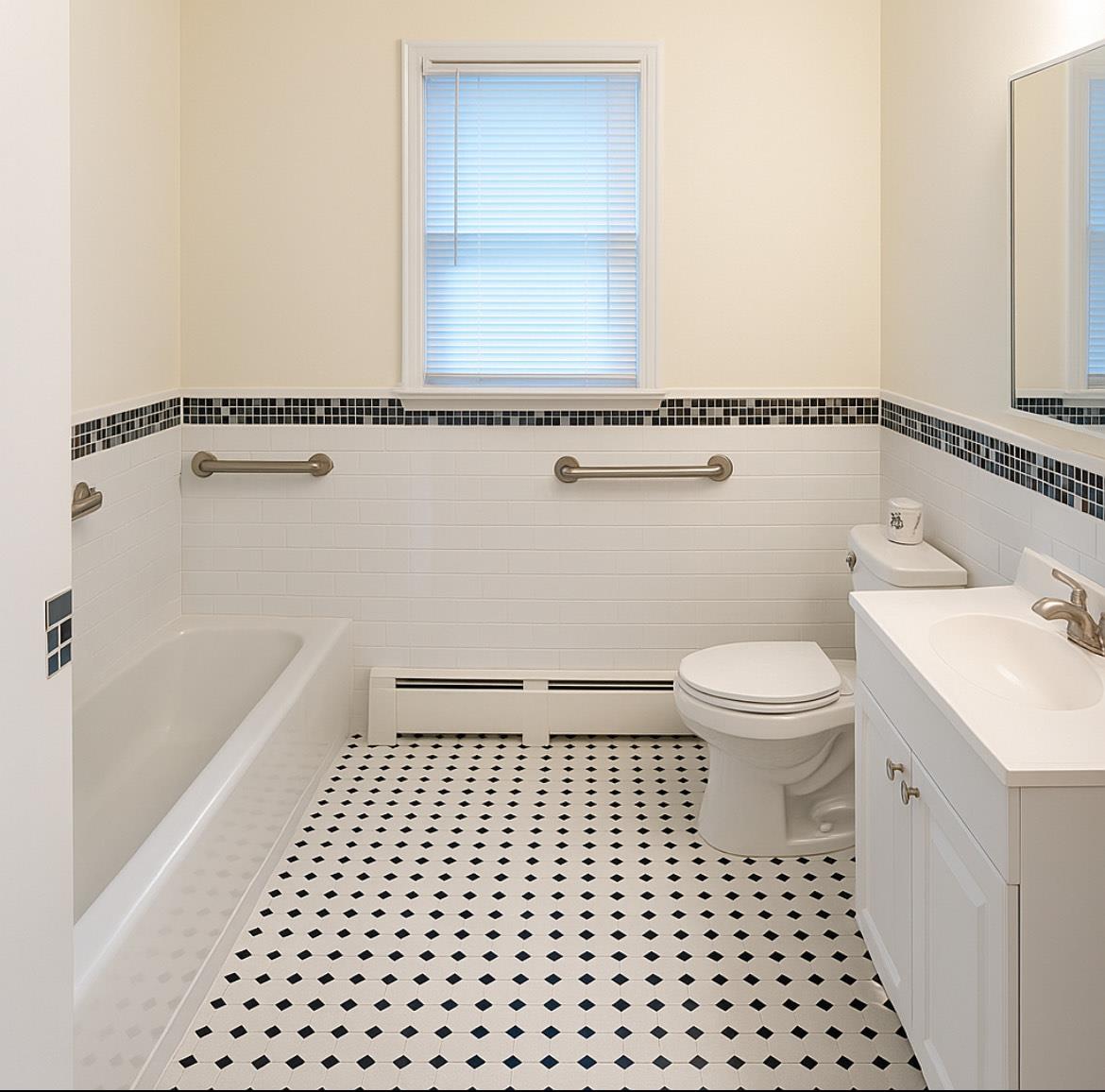 39 Maryland Avenue, Long Beach, New York image 7