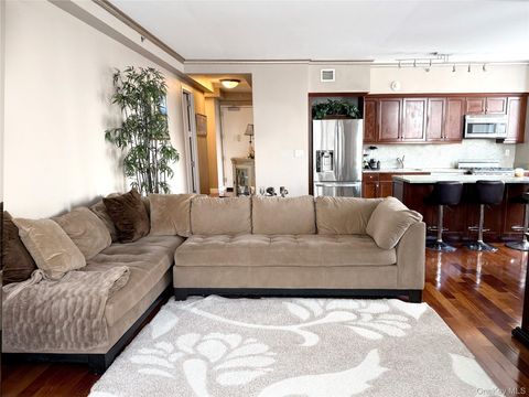 10 City Place 16E White Plains NY 10601