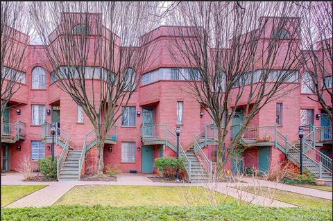 Condo For Sale - 588 Louisiana Avenue #3<br/> Brooklyn, NY 11239