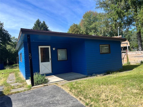 Homes For Sale - 27 E Dorsey Lane<br/> Poughkeepsie, NY 12601