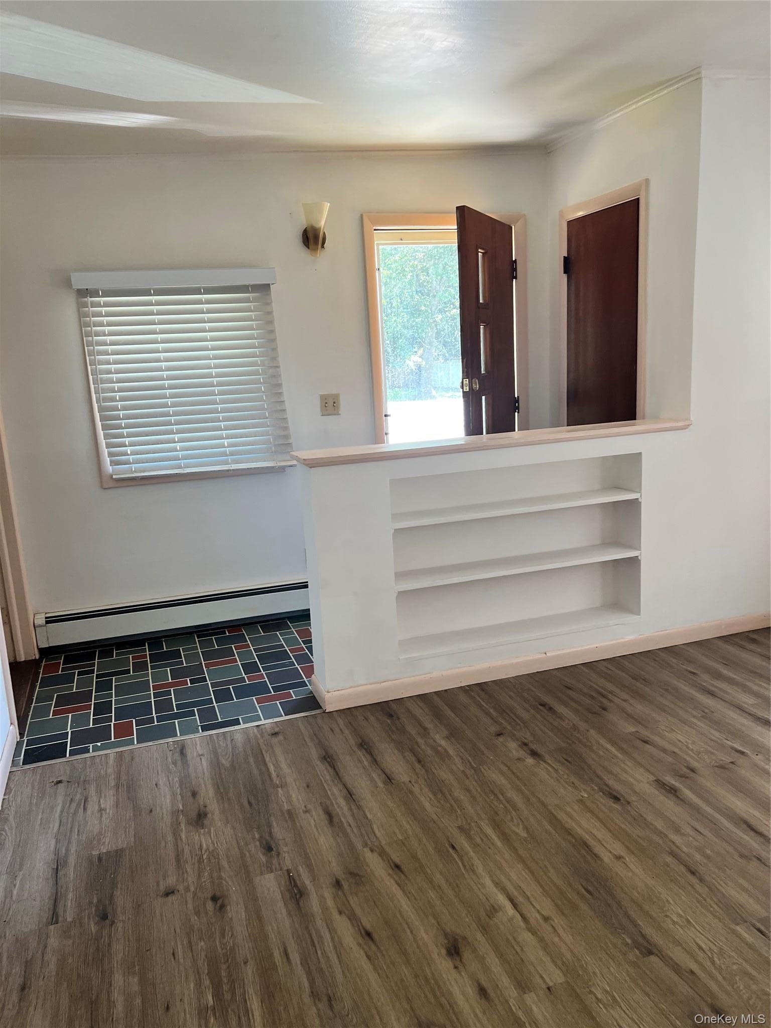 27 E Dorsey Lane