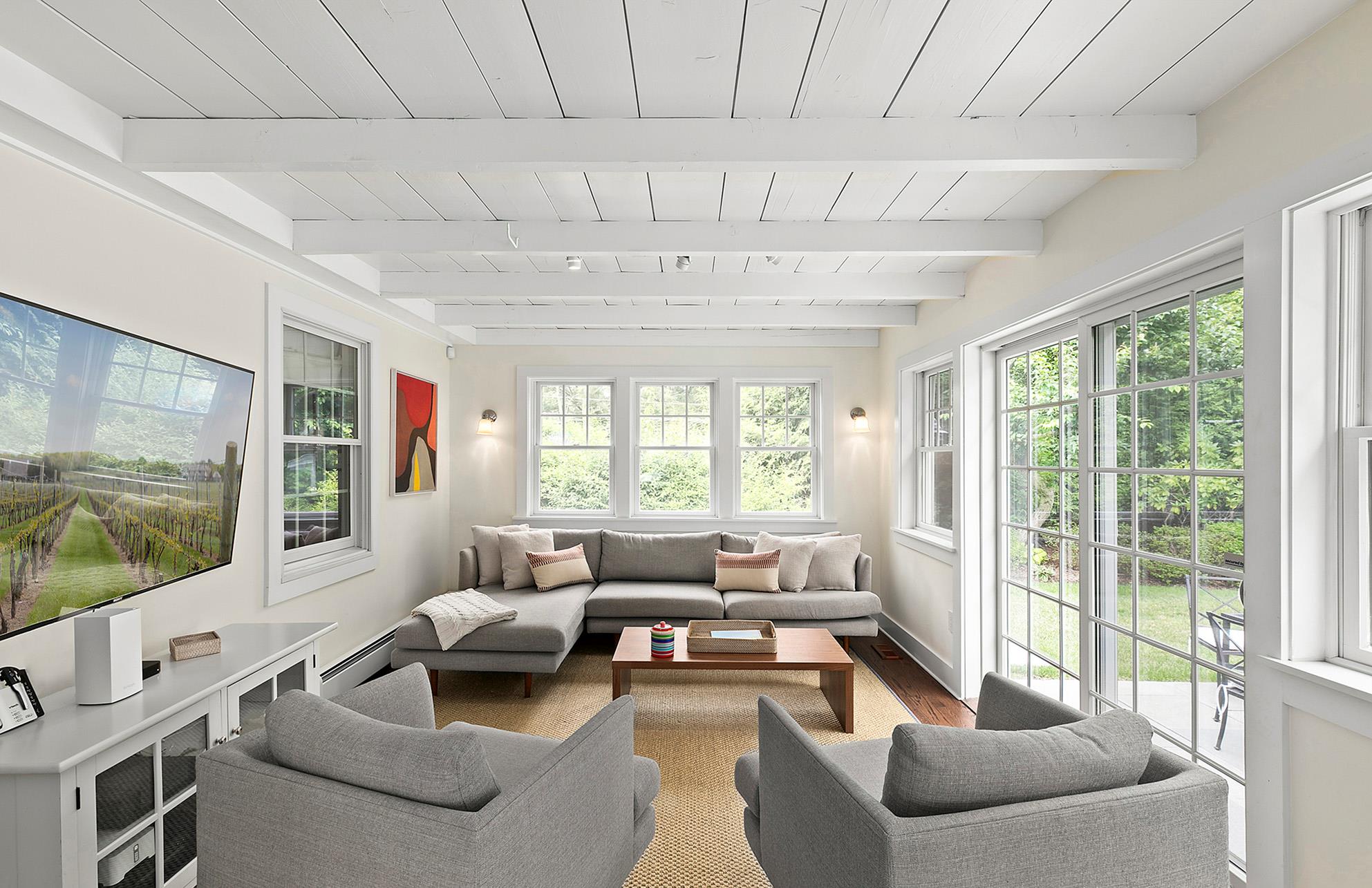 98 Sherrill Road, East Hampton, New York image 8