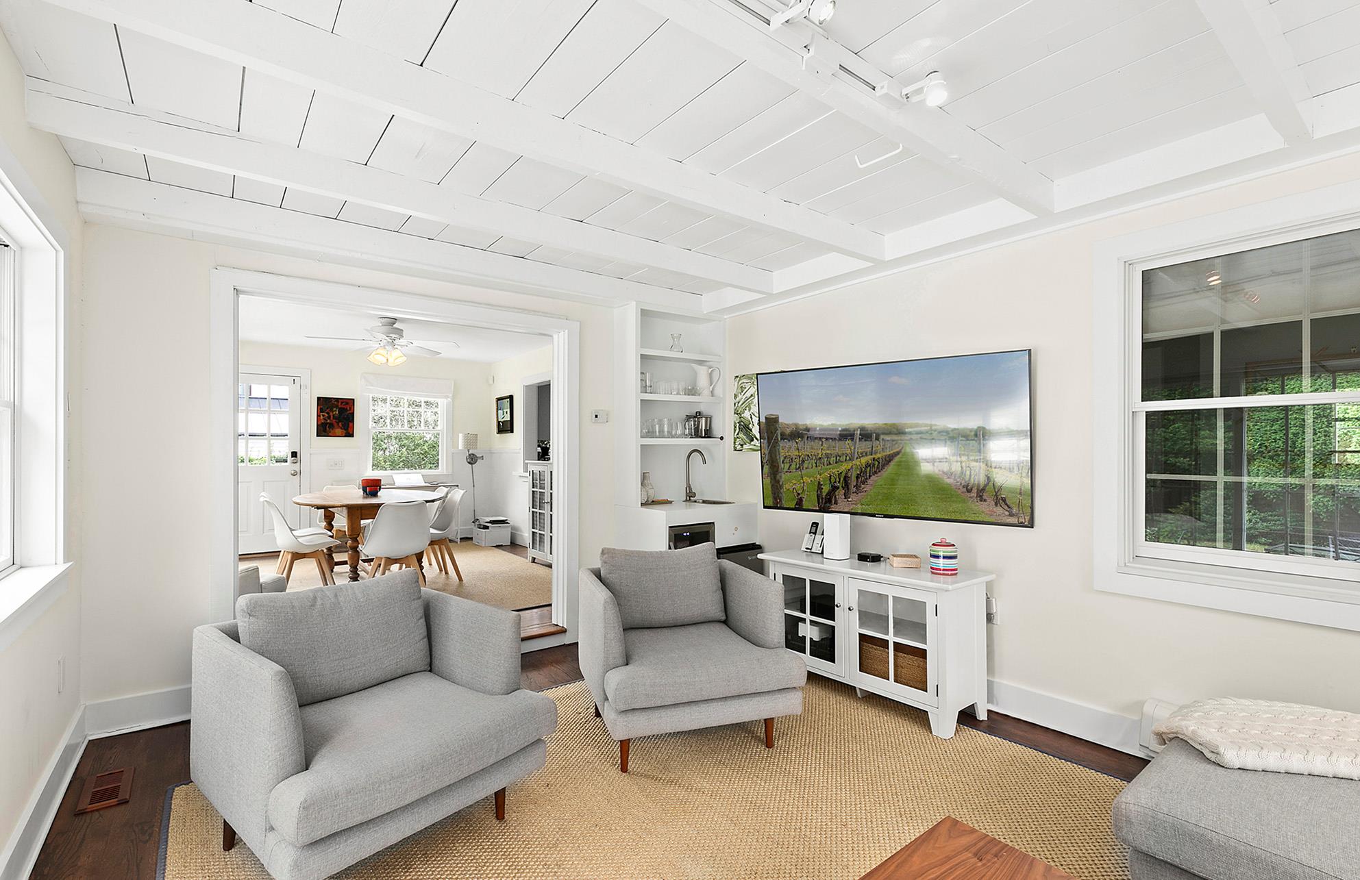 98 Sherrill Road, East Hampton, New York image 9