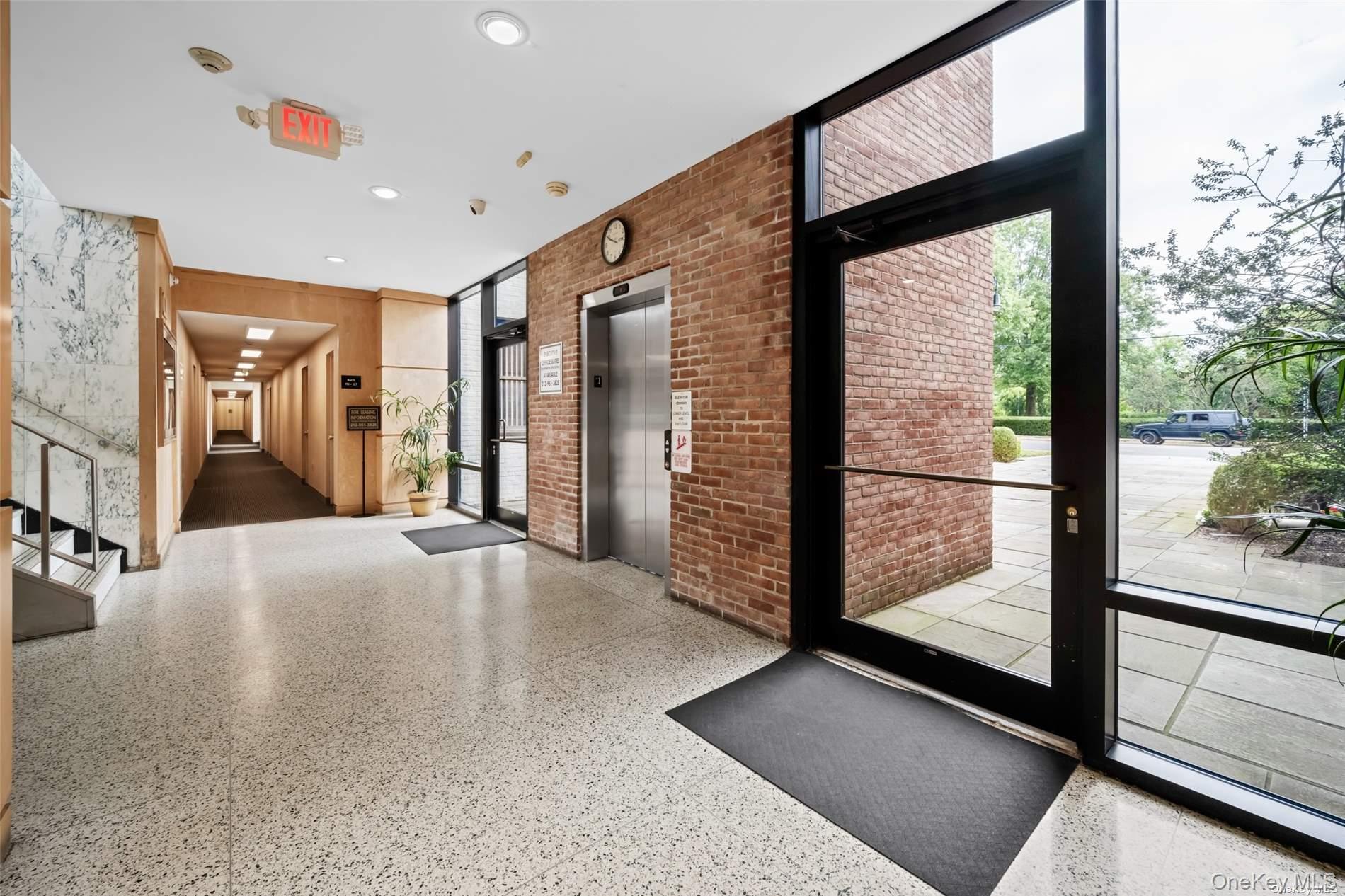 520 Franklin Ave 222