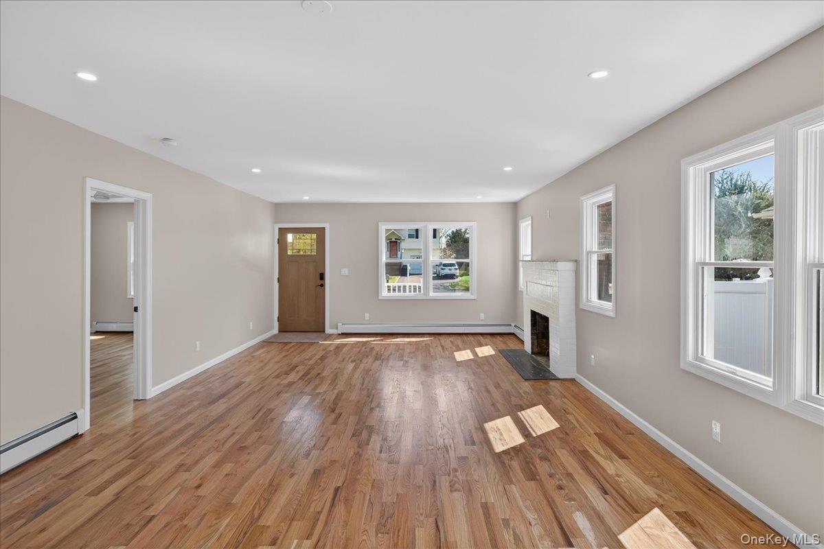 909 2nd Street N - Photo 4