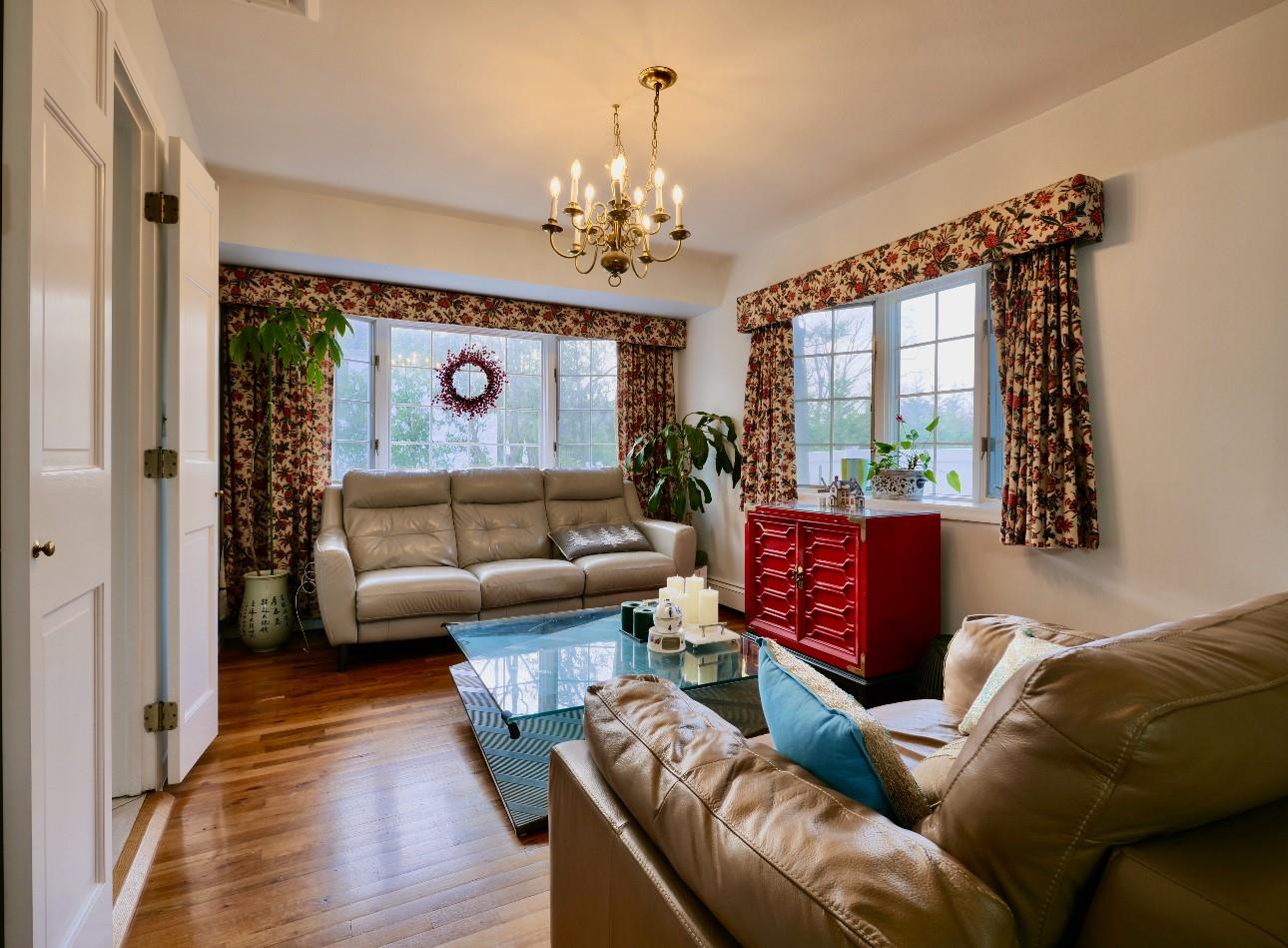 237 Berry Hill Road, Syosset, New York image 13