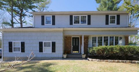 237 Berry Hill Road, Syosset, NY 11791 - MLS#: 828116