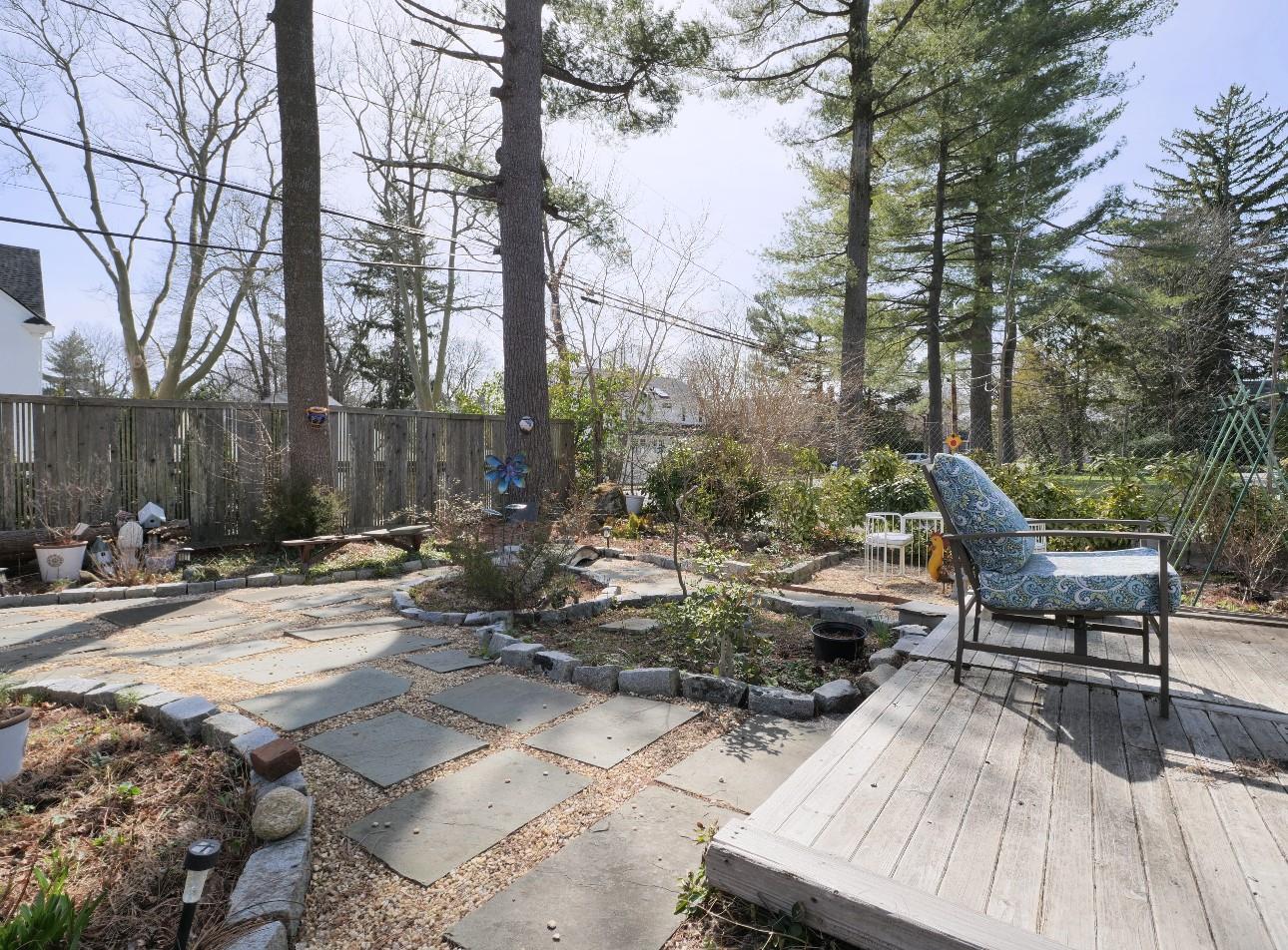 237 Berry Hill Road, Syosset, New York image 10