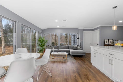 Homes For Rent - 111 Spier Road<br/> Scarsdale, NY 10583