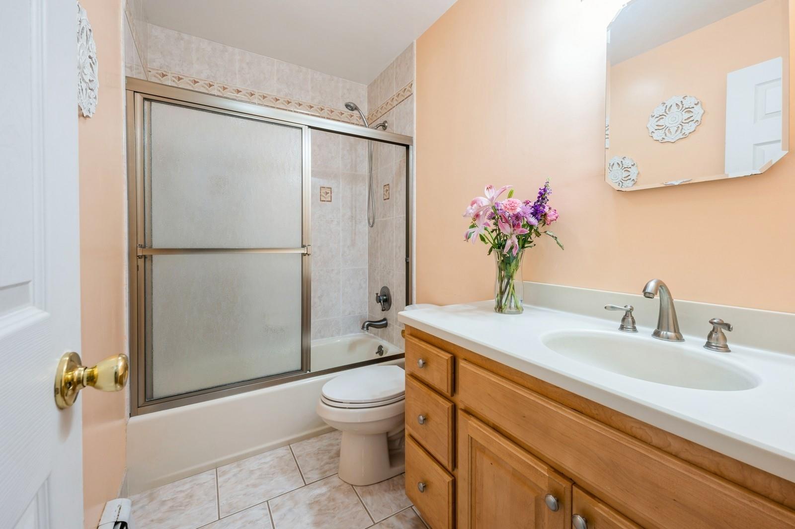 195 S Little Tor Road, New City, New York image 19