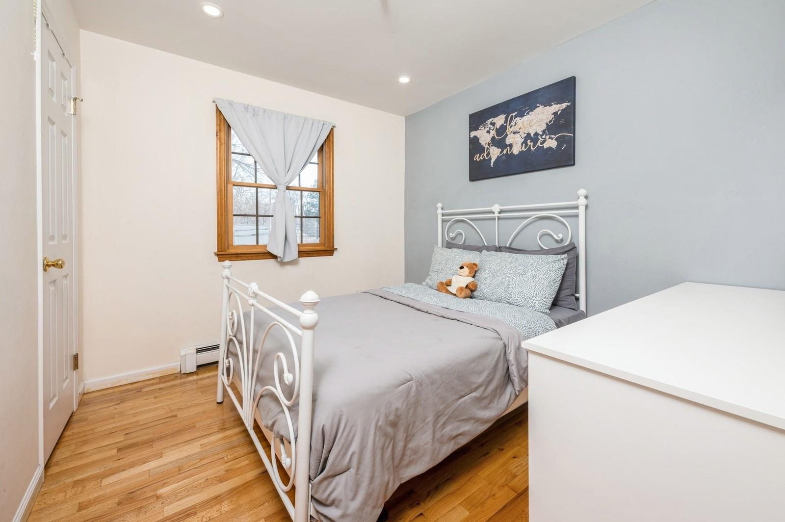 195 S Little Tor Road, New City, New York image 20
