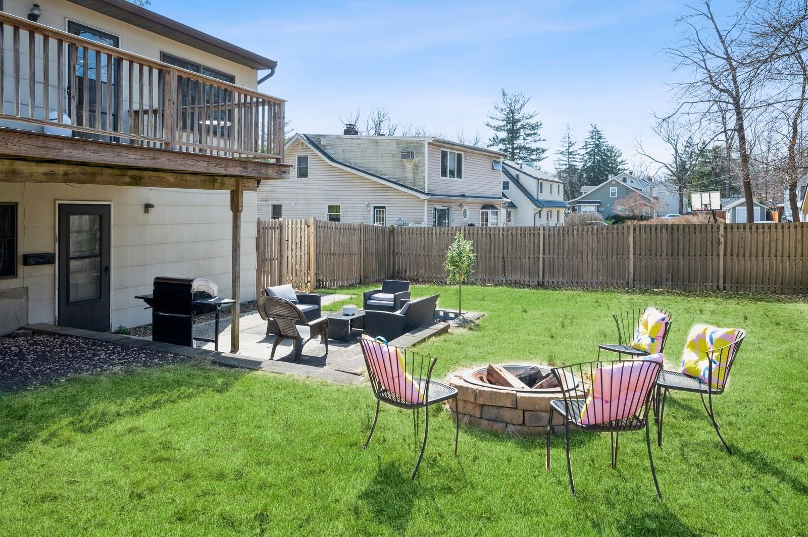 195 S Little Tor Road, New City, New York image 31
