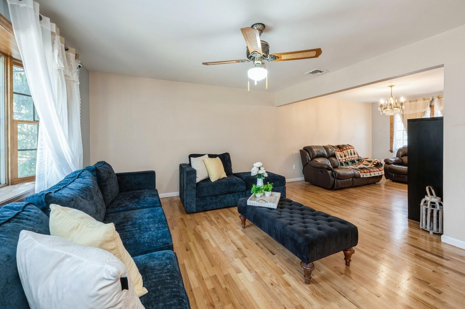 195 S Little Tor Road, New City, New York image 8