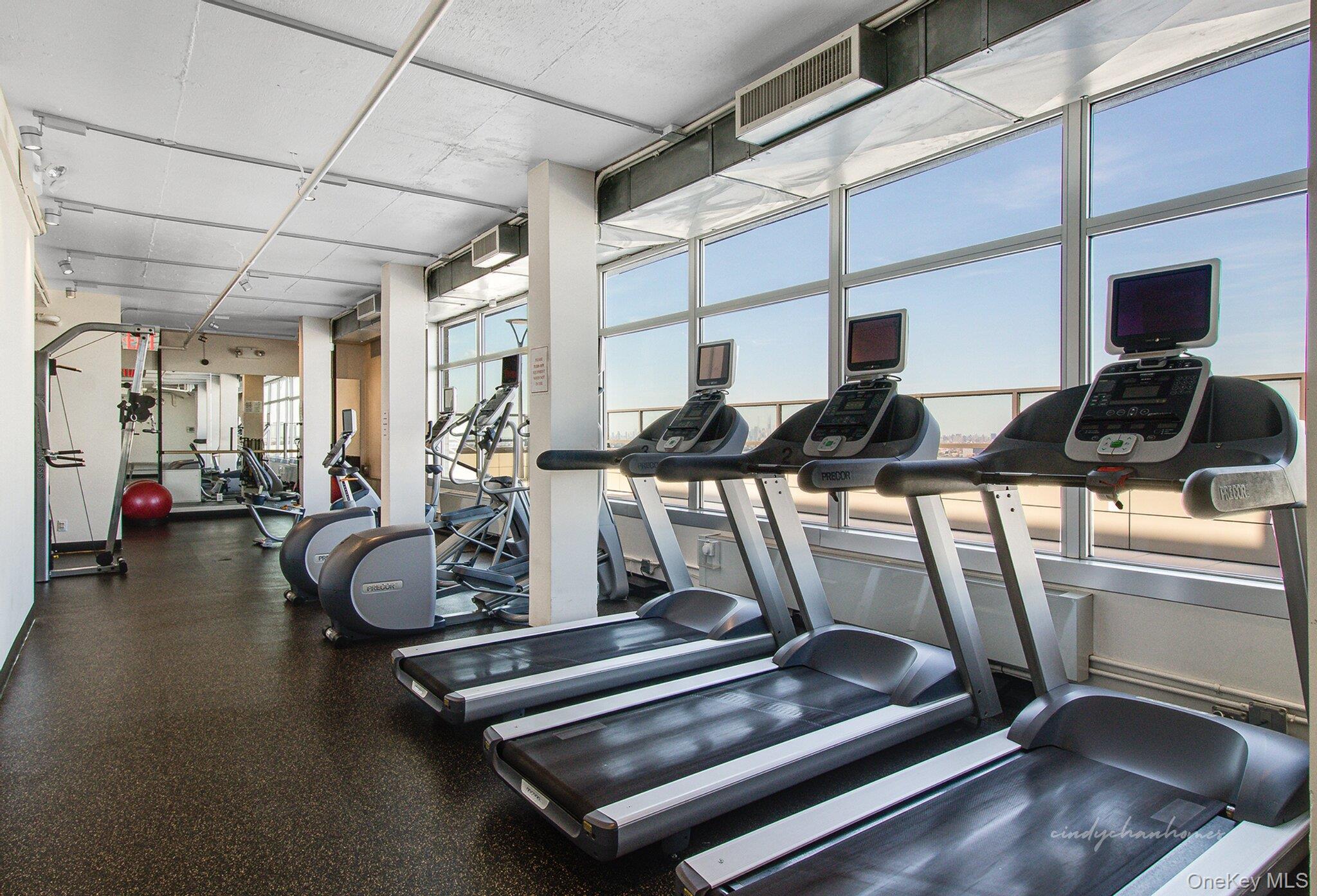 110-11 Queens Boulevard 6M